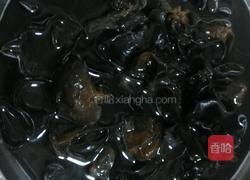 凉拌木耳的做法图解1