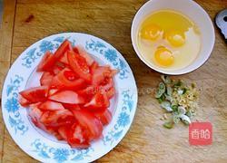 番茄炒鸡蛋的做法图解1
