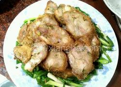 蒜苗炒五香卷