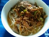 金针菇肉丝面