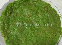 菠菜汁鸡蛋饼