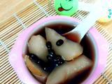 黑豆雪梨冰糖水