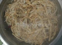 绿豆芽炒馓子
