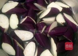 鱼香茄子的做法图解1