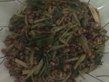 芹菜炒螺肉的做法[图]
