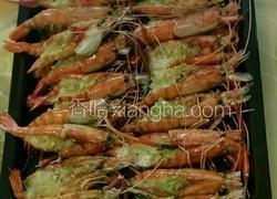 蒜茸牛油烤河虾