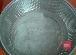 豆腐粉丝木耳蒜黄水饺的做法图解3
