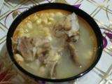 砂锅骨头汤炖黄豆芽的做法[图]