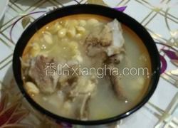 砂锅骨头汤炖黄豆芽