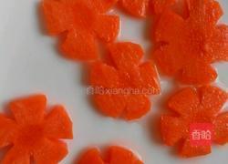 菌菇鲜蔬玉米面片的做法图解3
