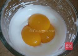 菠菜蜜豆海绵蛋糕的做法图解9