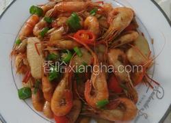 马蹄炒河虾