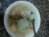 萝卜炖鸡汤