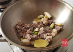 土豆炖肉腩的做法图解7