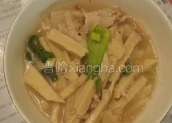 五花肉炖馍片