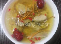 “午年夜饭”虫草花炖排骨汤