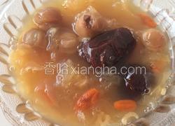 银耳桂圆红枣汤