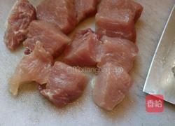 自制肉松[蒜味、高压锅版]的做法图解1