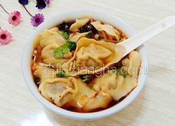 胡萝卜木耳鲜肉馄饨