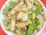 青椒.香干炒肉