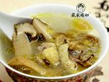 藏家盐渍菌炖土鸡的做法[图]