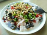 皮蛋拌豆腐