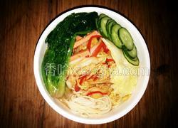 蔬菜肉丝面