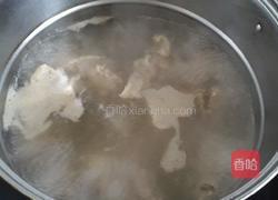 海带排骨汤的做法图解3