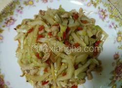 剁椒炒白菜干肉丝