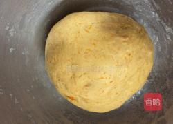玫瑰南瓜馒头的做法图解1