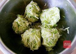 炸萝卜丸子的做法图解4