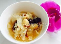 红枣银耳莲子羹