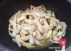 豆角土豆焖乌冬面（宽面）的做法图解10