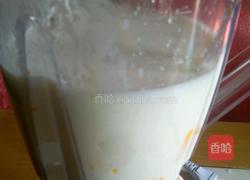 芒果奶昔的做法图解4