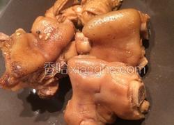 卤香猪蹄炖腐竹