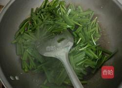 韭菜肉沫炒面的做法图解4