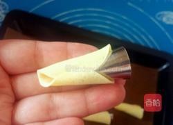 迷你巧克力奶油蛋卷甜筒的做法图解10
