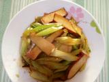 芹菜炒香干