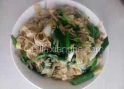 豆花炒蒜苗