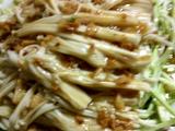 蒜蓉金针菇和西葫芦的做法[图]