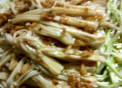 蒜蓉金针菇和西葫芦