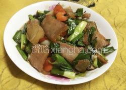 大蒜炒腊肉
