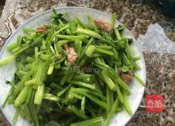 芹菜炒肉丝的做法图解6