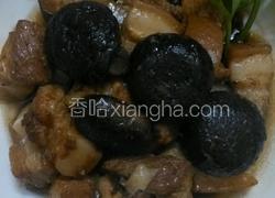 蘑菇炖肉
