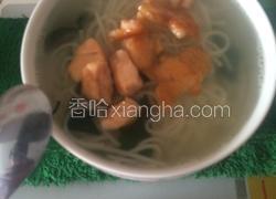 三文鱼菠菜面