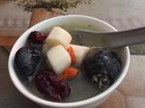 山药炖乌鸡汤