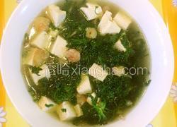 荠菜虾仁豆腐汤
