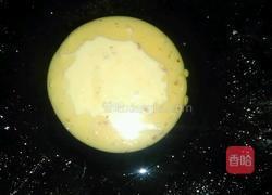 鸡蛋饼配黄金馒头的做法图解7