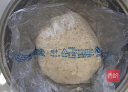 韭菜鸡蛋馅包子的做法图解2