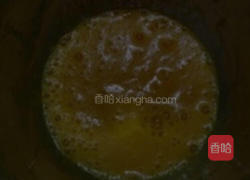 奥利奥戚风蛋糕(戚风蛋糕&奥利奥完美结合)的做法图解2